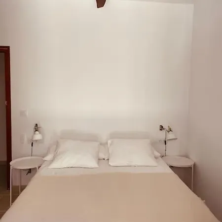 Renovated House Palau-saverdera *